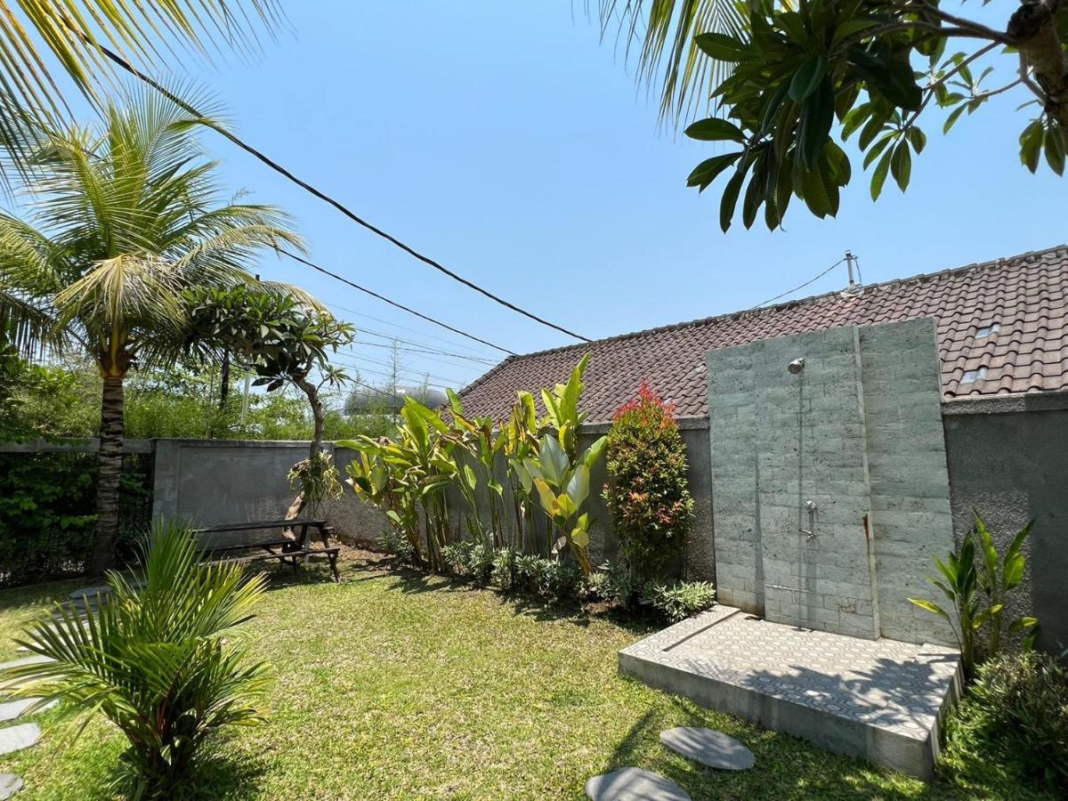 Cg Guesthouse Canggu Exteriér fotografie